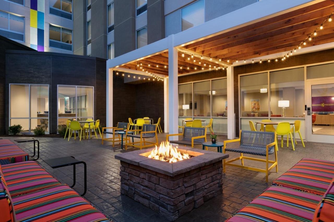 Tru By Hilton Easton Otel Dış mekan fotoğraf